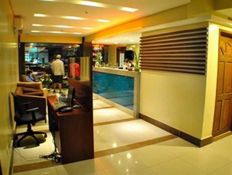 Fersal Hotel Kalayaan, Quezon City Zewnętrze zdjęcie